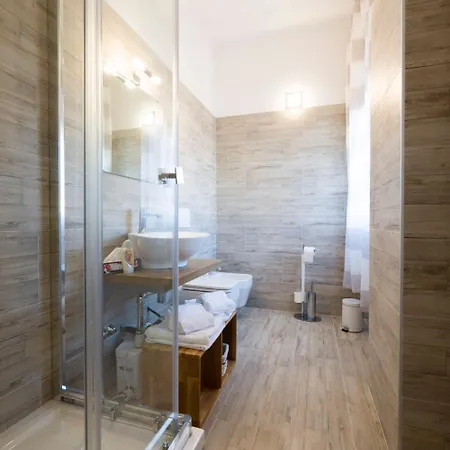 Pensión Simonetta Sarzana