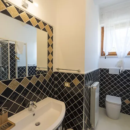 Simonetta Guest house Sarzana