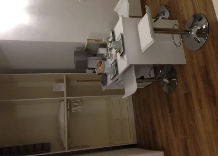 Simonetta Vendégház Sarzana